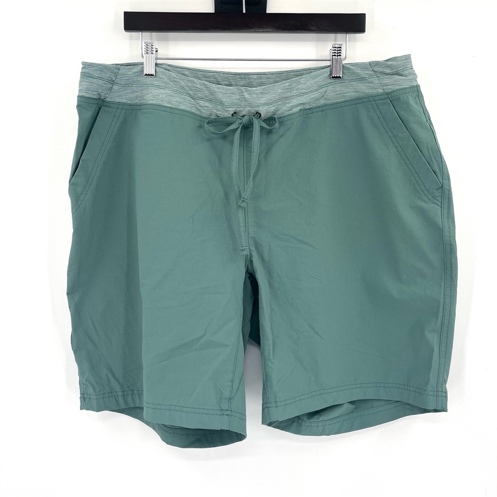 Duluth Trading Co Green Armachillo Cooling Women's Shorts 20W